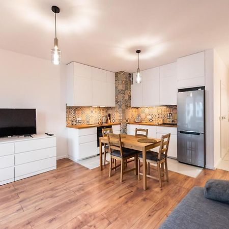 Saska Kepa Bright Apartament Варшава Екстериор снимка