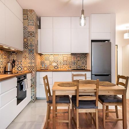 Saska Kepa Bright Apartament Варшава Екстериор снимка