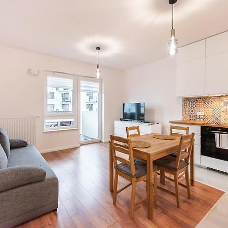 Saska Kepa Bright Apartament Варшава Екстериор снимка