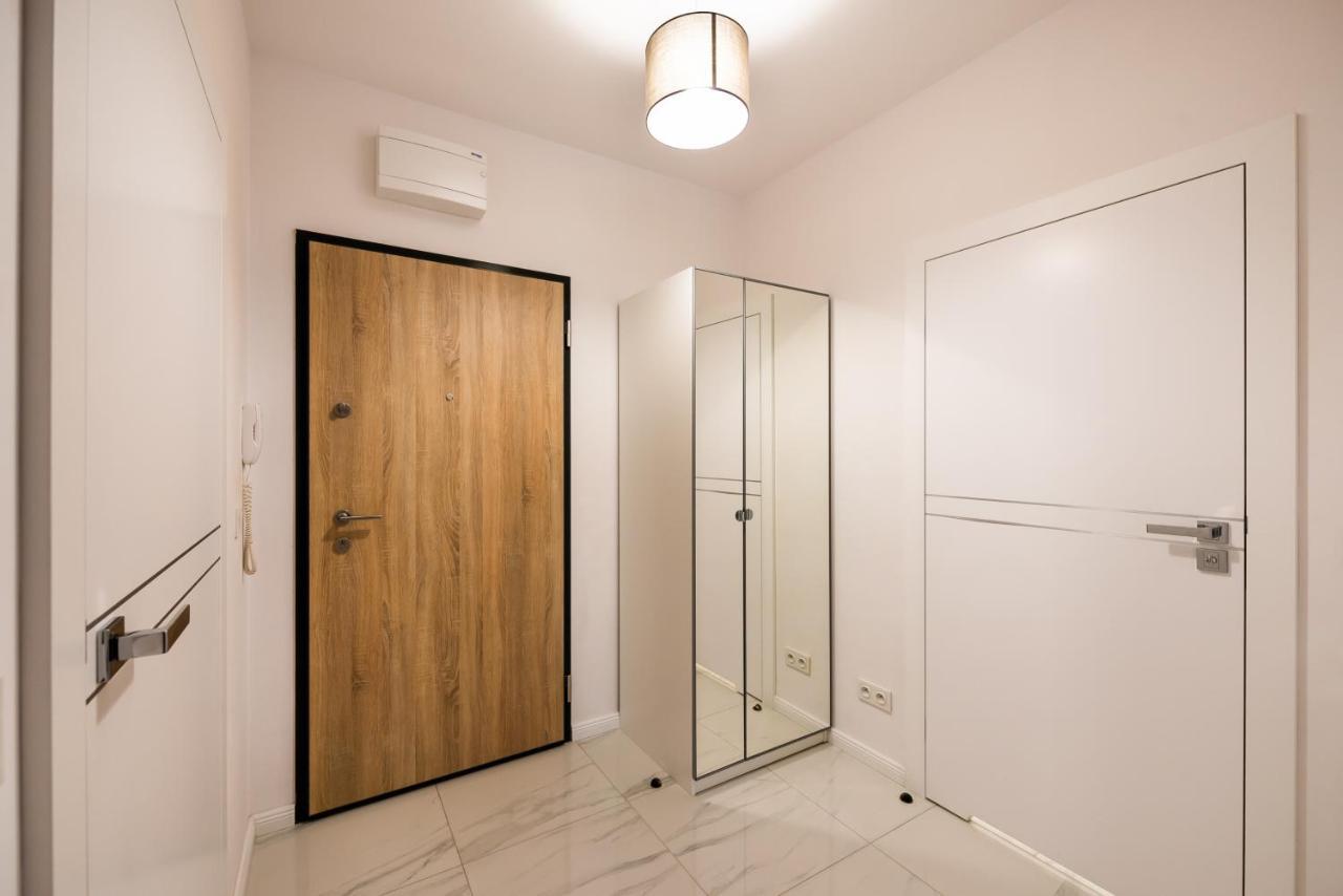 Saska Kepa Bright Apartament Варшава Екстериор снимка